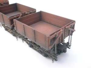 Close coupler for Bachmann tipper
